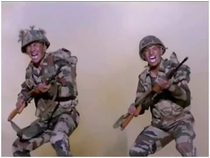Watch: सोशल मीडिया पर छाया भारतीय सेना की जाबांजी का वीडियो, यूजर्स की जुबान पर चढ़ा 'माटी का कर्ज चुकाएंगे' गाना