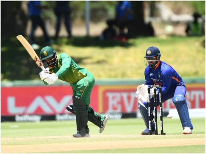 South Africa vs India 1st ODI South Africa set target of 297 runs for India Boland Park Paarl Rassie van der Dussen Temba Bavuma smashed century IND vs SA 1st ODI: दक्षिण अफ्रीका ने भारत को दिया 297 रनों का लक्ष्य, Bavuma-Dussen ने जड़े शतक