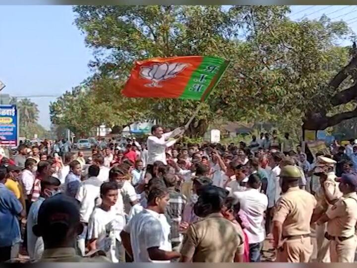 BJP dominates in Vaibhavwadi Nagar Panchayat, while Shivsena has 7 seats in Kudal Nagar Panchayat वैभववाडीत भाजपचे वर्चस्व तर कुडाळमध्ये सेनेला 7 जागा,  कुडाळमध्ये सेना भाजप आमने-सामने
