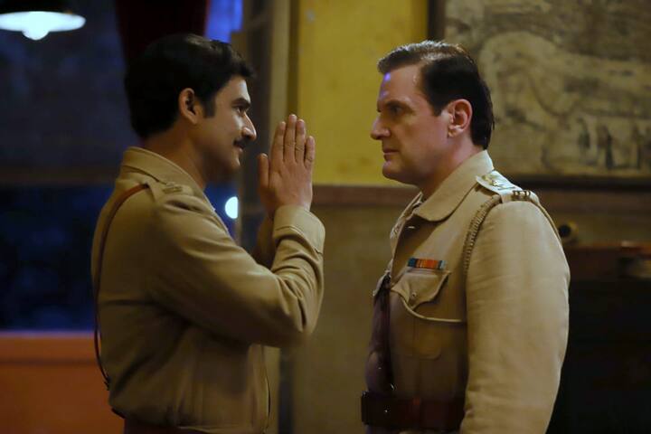 আলিপুর সেন্ট্রাল জেল থেকে শুরু করে ফুটবলের ময়দান, ইংরেজদের গড় থেকে শুরু করে বিয়ের পিঁড়ি, ভারতীয়দের ঘুরে দাঁড়ানোর গল্প বলবে মুক্তি।