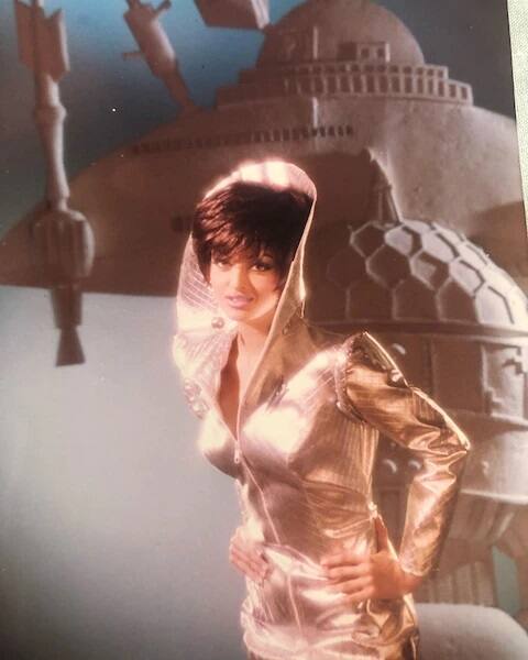 ऐश्वर्या राय एक्टर आमिर खान संग भी एक कोल्डड्रींक के विज्ञापन में काम कर चुकी हैं. इसके बाद उन्होंने ब्यूटी कॉनंटेस्ट में हिस्सा लिया.