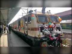 राजधानी एक्सप्रेस आज वाढदिवस, केक कापून वाढदिवस साजरा