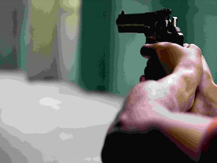 Greater Noida: 5 करोड़ के मुआवजे में हिस्सेदारी के लिए बेटे ने की पिता की हत्या, मां ने लगाया ये आरोप