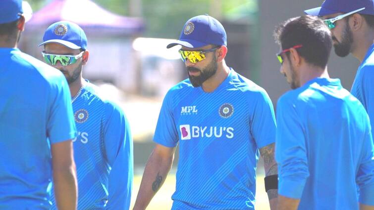 SA vs IND: Virat Kohli and Temba Bavuma engaged in heated exchange during 1st ODI SA vs IND, 1st ODI: ক্যাপ্টেন্সি নেই, তবুও মাঠে 'চেনা' বিরাট, জড়ালেন ঝামেলায়