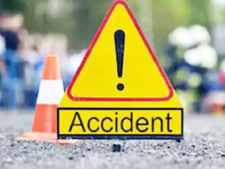 Palghar:  Accident on Bhadve road in Safale, two youths died on the spot Palghar Accident: सफाळे येथील भादवे रस्त्यात अपघात, दोन तरुणांचा जागीच मृत्यू