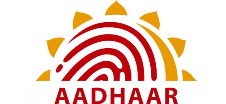 UIDAI ने बताया कि ग्राहकों की सुरक्षा को ध्यान में रखते हुए यह फैसला लिया गया है. बता दें खुले बाजार से बनाए गए पीवीसी कार्ड में सुरक्षा फीचर की कमी होती है.