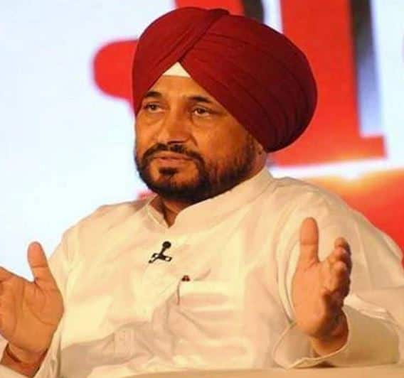 Punjab News: ईडी की कार्रवाई चरणीत सिंह चन्नी बोले- चुनाव की वजह से बनाया जा रहा है निशाना