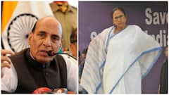 Republic Day Tableau Controversy: রাজনাথের চিঠি, নির্মলার ট্যুইট, তাও ট্যাবলো নিয়ে কেন্দ্রের যুক্তি মানছে না তৃণমূল | Bangla News