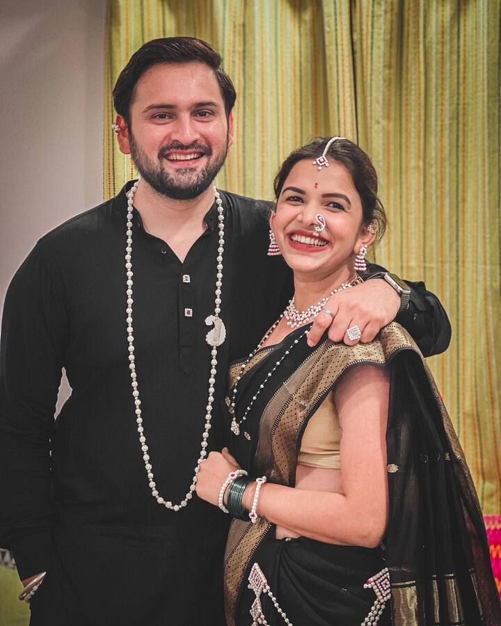 लग्नानंतर मिताली आणि सिद्धार्थची ही पहिलीच संक्रांत होती. (फोटो : mitalimayekar /Instagram)