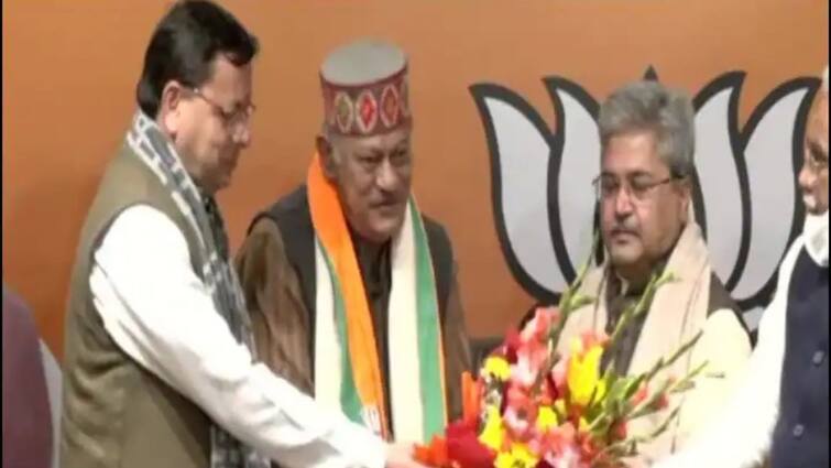 Uttarakhand Poll 2022:  Late CDS General Bipin Rawat's Brother Rtd. Colonel Vijay Rawat Joins BJP Uttarakhand Election 2022: উত্তরাখণ্ডে ভোটের আগে বিজেপিতে যোগ দিলেন প্রয়াত জেনারেল বিপিন রাওয়াতের ভাই