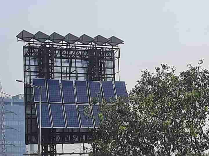 Mumbai Solar Billboards: देश में पहली बार लगाए जा रहे हैं सोलर होर्डिंग