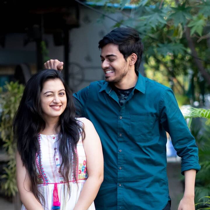 బెస్ట్ ఇరిటేటర్ అంటూ తమ్ముడితో ఉన్న ఫొటోస్ షేర్ చేసిన కస్తూరి సీరియల్ ఫేమ్ ఐశ్వర్య పిస్సె (Image Credit: Aishwarya Pisse / Instagram)