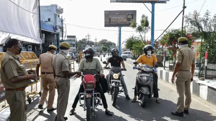 திருச்சியில் ஊரடங்கு விதிகளை மீறிவர்களிடம் இருந்து இதுவரை 21 லட்சம் அபராதம் வசூல்