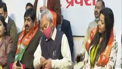 UP Elections 2022: Congress की पोस्टर गर्ल प्रियंका मौर्य हुई BJP में शामिल| Hindi News