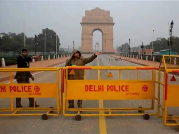 Security alert issued in Delhi after intelligence inputs of possible terror attack on Republic Day 2022 Security Alert: ২৬ জানুয়ারি ইন্ডিয়া গেট ও লালকেল্লায় হামলা চালাতে পারে জঙ্গিরা, সতর্কবার্তা আইবি-র