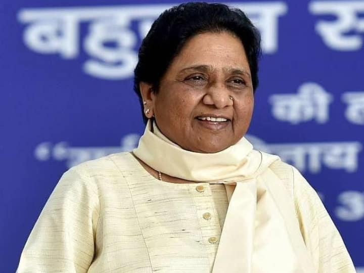 Uttar Pradesh Election 2022 Mayawati BSP Complete 1st Phase list of Candidates name UP Election 2022: BSP ने पहले चरण के लिए सभी उम्मीदवारों के नामों का किया एलान, पिछली लिस्ट में से इनके नाम कटे