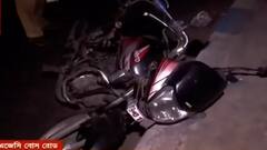 Road Accident: নিয়ন্ত্রণ হারিয়ে ডিভাইডারে ধাক্কা, গুরুতর আহত বাইক আরোহী SSKM-এ চিকিৎসাধীন | Bangla News