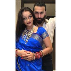 लग्नाच्या पहिल्या वाढदिवसानिमित्त मानसीने प्रदीपसोबत केलं फोटोशुट; पाहा फोटो