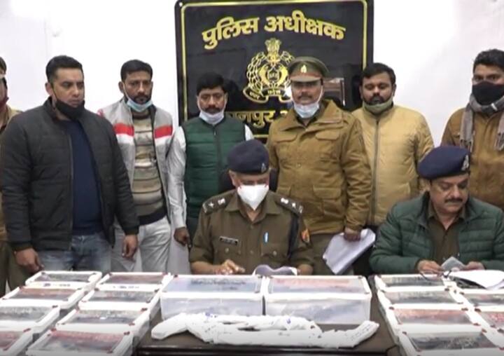 kanpur police busted illegal arms factory and recoveredillegal arms ann Kanpur News: कानपुर में अवैध हथियार बनाने वाली फैक्ट्री का भंडाफोड़, भारी मात्रा में असलहा बरामद