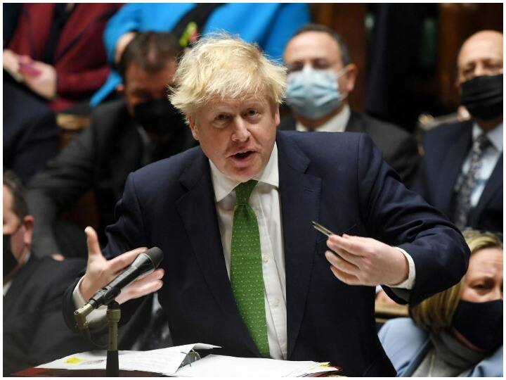 Covid-19: Wearing a mask is no longer mandatory in Britain, PM Boris Johnson said - Omicron's peak is over Covid-19: ब्रिटेन में अब खत्म हुआ WFH, मास्क पहनने समेत कई चीजों से हटी पाबंदी, PM बोरिस जॉनसन बोले- ओमिक्रोन का गया पीक
