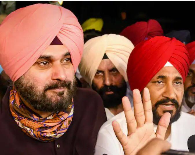 ਇਸ ਨਾਲ ਹੀ ਸੰਯੁਕਤ ਸਮਾਜ ਮੋਰਚਾ ਦੇ ਰੂਪ ਵਿਚ ਕਿਸਾਨ ਮੋਰਚਾ ਵੀ ਚੋਣਾਂ ਵਿਚ ਉਤਰੇਗਾ। ਕੇਂਦਰ ਦੇ ਤਿੰਨ ਖੇਤੀ ਕਾਨੂੰਨਾਂ ਦੇ ਵਿਰੋਧ ਵਿਚ ਪ੍ਰਦਰਸ਼ਨ ਵਿਚ ਹਿੱਸਾ ਲੈਣ ਵਾਲੀਆਂ 19 ਕਿਸਾਨ ਜਥੇਬੰਦੀਆਂ ਨੇ ਵੀ ਚੋਣ ਲੜਨ ਦਾ ਐਲਾਨ ਕੀਤਾ ਹੈ। ਅਜੇ ਇਹ ਸਪੱਸ਼ਟ ਨਹੀਂ ਹੈ ਕਿ ਫਰੰਟ ਸਾਰੀਆਂ ਸੀਟਾਂ 'ਤੇ ਉਮੀਦਵਾਰ ਖੜ੍ਹੇ ਕਰੇਗਾ ਜਾਂ ਨਹੀਂ।