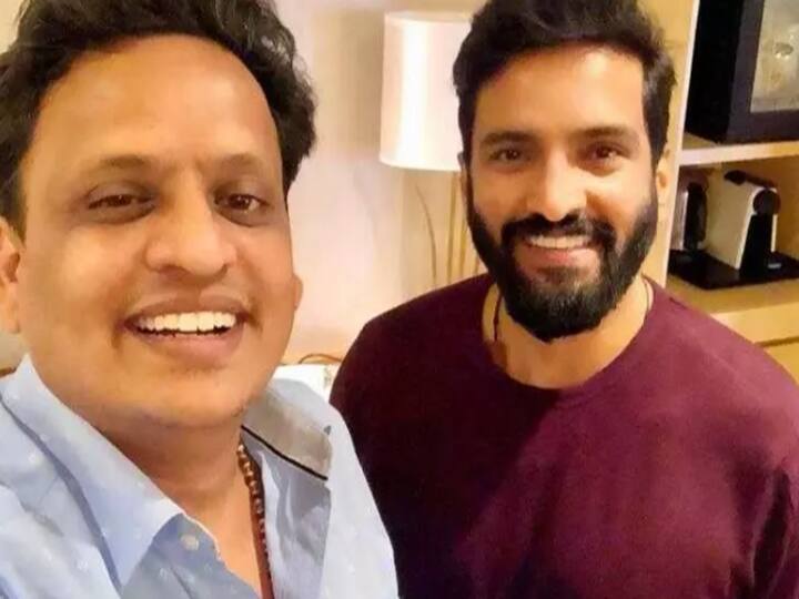 Santhanam joins hand with karnataka director prashanth raju for his next movie Santhanam Next Movie: கர்நாடக இயக்குநருடன் கைகோக்கும் சந்தானம்..! அவரே வெளியிட்ட சூப்பர் அப்டேட்!