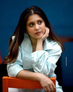 अभिनेत्री गायत्री दातारचा कूल अवतार, पाहा खास फोटो