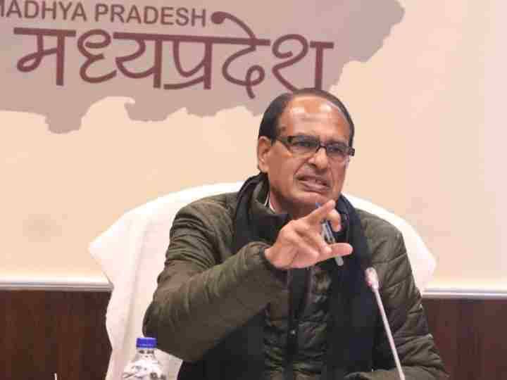 Shivraj singh chouhan government will feed moong dal to school students for free ANN Jabalpur News: स्कूली छात्रों को मुफ्त में मूंग दाल बांटेगी मध्य प्रदेश सरकार, CM शिवराज सिंह चौहान ने किया यह एलान