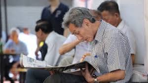 ऐसे ही एक योजना है प्रधानमंत्री वय वंदना योजना (Pradhan Mantri Vaya Vandana Yojana) जिसे 4 मई 2017 को भारत भारत सरकार द्वारा देश के वरिष्ठ नागरिकों को ध्यान में रखते हुये लॉन्च किया गया था.  प्रधानमंत्री वय वंदना योजना  सीनियर सिटीजन के लिये Social Security Scheme वाला पेंशन प्लान है जो भारत सरकार की LIC द्वारा चलायी जा रही है. पहले इस योजना के तहत निवेश करने की अधिकतम सीमा पहले 7.50 लाख रुपये थी जिसे अब बढ़ा कर 15 लाख रुपये कर दिया गया है.