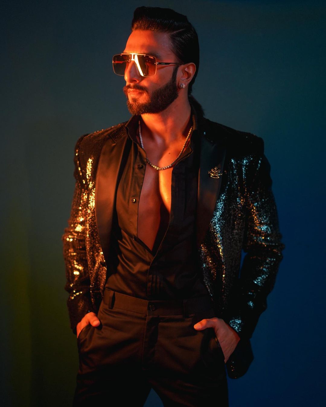 Ranveer Singh Amps Up Style Quotient in Black Leather Jacket