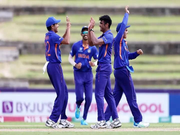 ICC u 19 world cup Team India beat bangladesh to reach super league semifinals ICC U-19 World Cup : टीम इंडिया अंडर-19 विश्वचषकाच्या उपांत्य फेरीत, पुढील लढत ऑस्ट्रेलियाशी