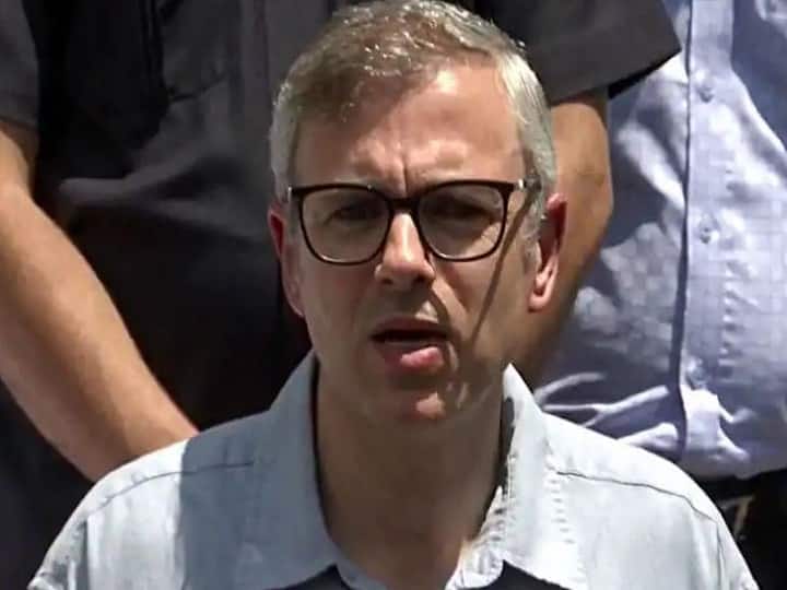 Many false things have been shown in The Kashmir Files movie: Former J&K CM Omar Abdullah Many False Things Shown In 'The Kashmir Files' Movie: Former J&K CM Omar Abdullah