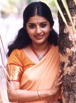 நடிகை மீரா ஜாஸ்மின் தற்போது இன்ஸ்டாகிராமில் காலடி எடுத்து வைத்திருக்கிறார்.