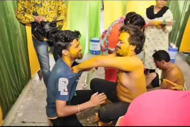 गेल्या काही वर्षांपासून रोहित आणि जुईली एकमेकांना डेट करत आहेत.