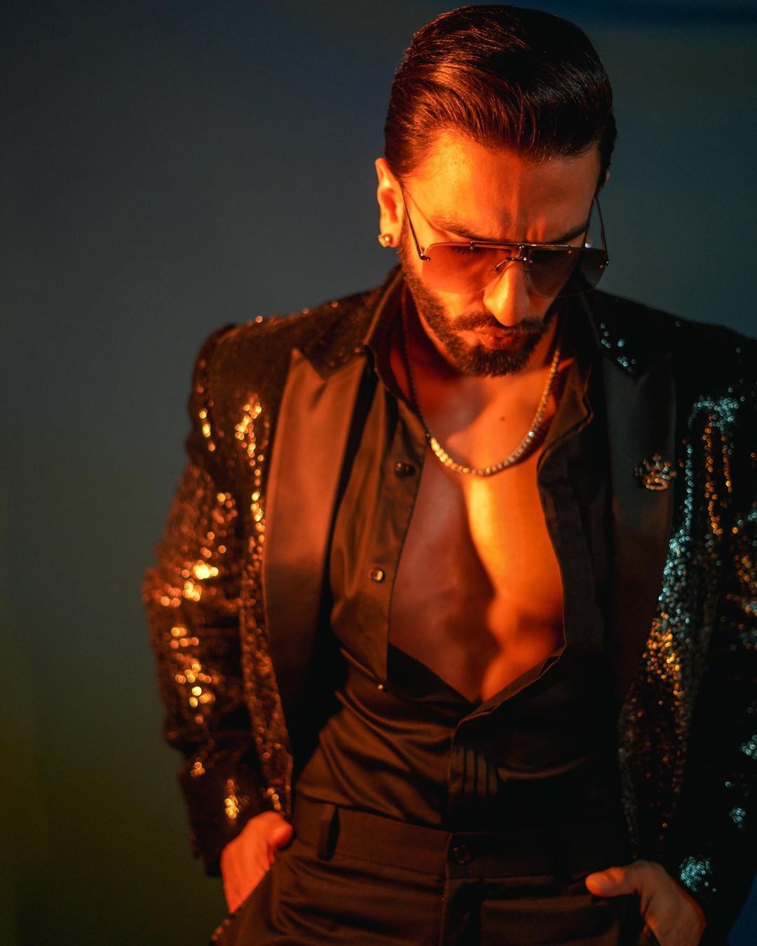 IN PICS| Ranveer Singh Ups The Glam Quotient In A Shiny Black Blazer