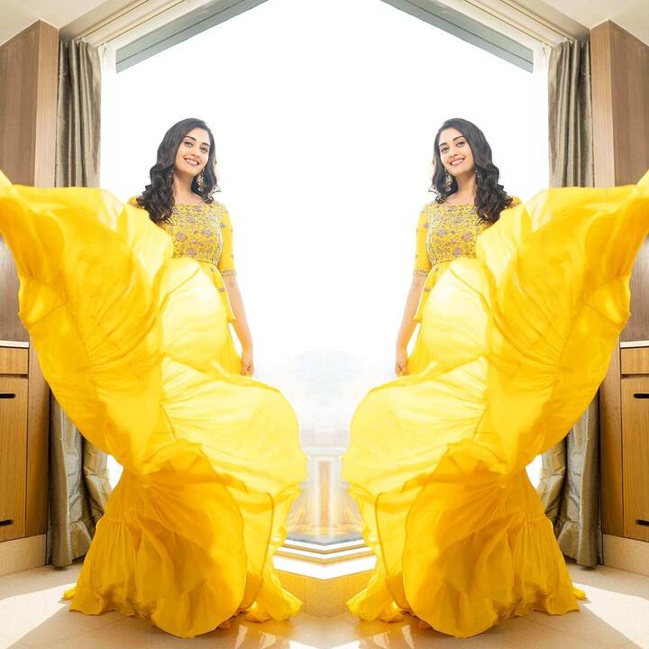 సురభి ఫొటోస్ (Image Credit:Surbhi Puranik/Instagram)