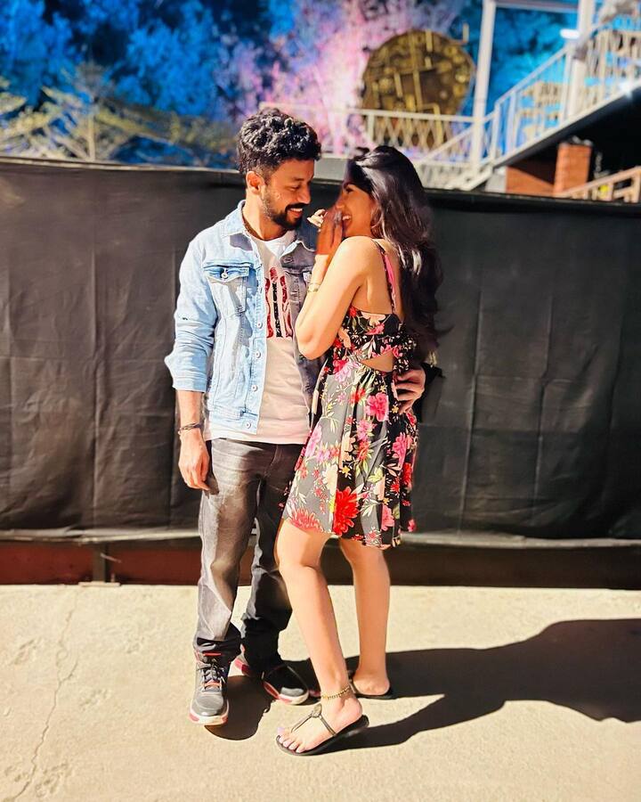 అప్పట్నించి ఆ అబ్బాయి ఎవరో తెలుసుకునేందుకు వెతుకులాట మొదలైంది. అతడి పేరు రాకీ జోర్డాన్. -Image credit: RockyJoradan/Instagram