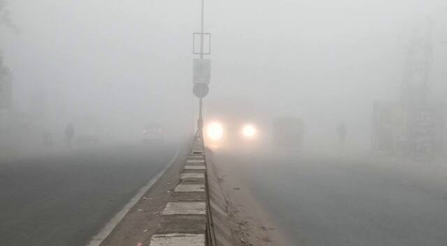 Fog in Ahmedabad with some Gujarat cities , know IMD prediction Gujarat Fog : ગુજરાતના વાતાવરણમાં પલટો, અમદાવાદ સહિત અનેક શહેરોમાં ધુમ્મસવાળું વાતાવરણ