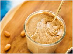 Kitchen Hacks: सर्दियों में करें बादाम मक्खन का सेवन, जानिए घर पर Almond Butter बनाने की रेसिपी