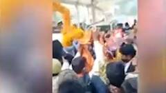 Lucknow : Aparna Yadav के चुनाव लड़ने की हलचल तेज, लखनऊ या आसपास की सीट से लड़ सकती हैं अपर्णा