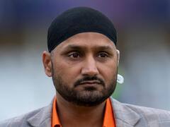 Harbhajan Singh Corona Positive: Turbanator Infected With Covid-19, Isolates Himself