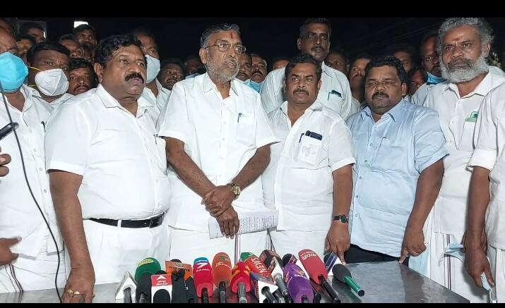 KP Anbalagan says , raid was conducted at my house to cover up the Rs 500 crore scam திமுகவின் ஊழலை மறைப்பதற்காகவே என் வீட்டில் ரெய்டு நடந்தது - முன்னாள் அமைச்சர் கே.பி.அன்பழகன்