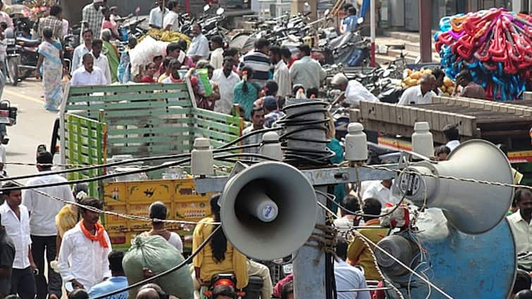 West Bengal Sound pollution Green Tribunal questioning about measure taking Sound Pollution:  শব্দ দূষণ ঠেকাতে ব্যর্থ রাজ্য সরকার, অসন্তোষ প্রকাশ গ্রিন ট্রাইব্যুনালের