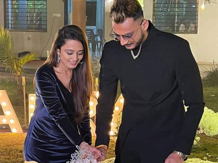 Cricketer Axar Patel got engaged today, know in details Axar Patel Engagement: పుట్టిన రోజునే ఎంగేజ్‌మెంట్‌ చేసుకున్న టీమ్‌ఇండియా క్రికెటర్‌