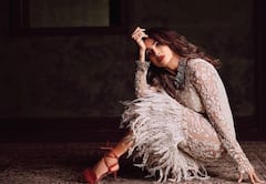 Malaika Arora Photoshoot: रॉयल लुक में नज़र आईं अर्जुन कपूर की लेडी लव मलाइका अरोड़ा, हुस्न के बेपरवाह अंदाज से यूं किया फैंस को घायल