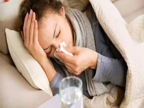 Health Tips: Troubled With Runny Nose And Sore Throat? Protect Yourself With These Home Remedies