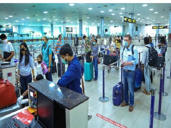 New guidelines for international tourists Indian Government guidelines Breaking News: ਅੰਤਰਰਾਸ਼ਟਰੀ ਯਾਤਰੀਆਂ ਲਈ ਨਵੇਂ ਦਿਸ਼ਾ-ਨਿਰਦੇਸ਼ ਜਾਰੀ,  ਕੋਰੋਨਾ ਕੇਸਾਂ 'ਚ ਆਈ ਕਮੀ ਦੇ ਮੱਦੇਨਜ਼ਰ ਲਿਆ ਫੈਸਲਾ