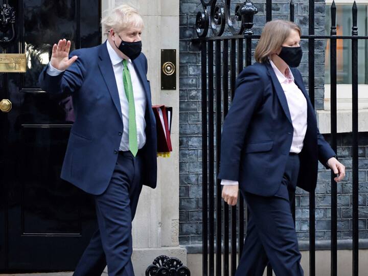 UK Lifts Covid Restrictions: கொரோனா கட்டுப்பாடுகள் தளர்வு - இங்கிலாந்து பிரதமரின் தடாலடி அறிவிப்புகள் தெரியுமா?