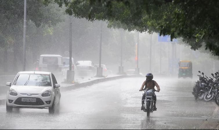 Weather Update: Cold wave wreaks havoc on North India including Punjab Haryana and Delhi, there will be rain in many states, cold will increase Weather Forecast Today, Jan 22: ਪੰਜਾਬ-ਹਰਿਆਣਾ 'ਚ ਬਾਰਸ਼ ਦੇ ਨਾਲ ਸ਼ੀਤ ਲਹਿਰ ਬਣੇਗੀ ਠੰਢ ਵਧਣ ਦਾ ਕਾਰਨ, ਮੌਸਮ ਵਿਭਾਗ ਵਲੋਂ ਦਿੱਲੀ 'ਚ ਯੈਲੋ ਅਲਰਟ ਜਾਰੀ