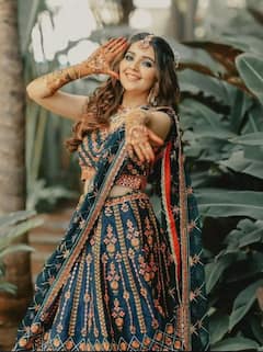 Mansi Srivastava Wedding: मानसी श्रीवास्तव के हाथों पर सजी पिया के नाम की मेहंदी, तस्वीरों में फूलों-सी खिली दिखीं कुंडली भाग्य की एक्ट्रेस